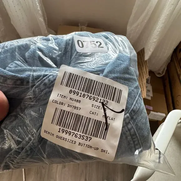 Madewell Denim Oversized Button-Up Shirt WMNS S Marnie Wash Long Sleeve Collared - Picture 9 of 9